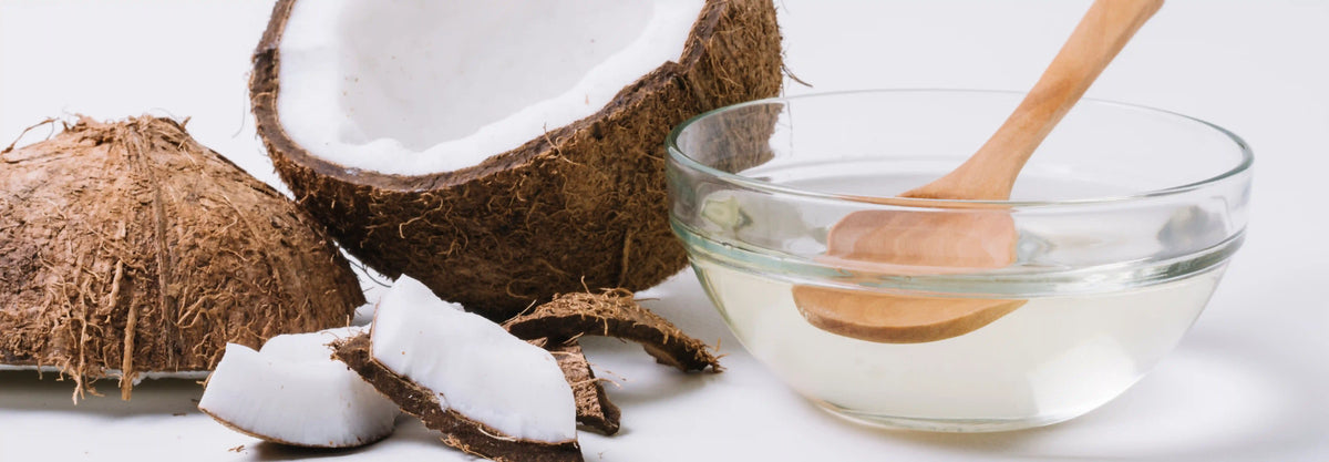 Aceite de coco para perros y gatos: Beneficios, dosis y usos