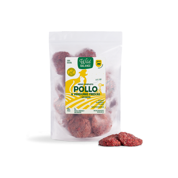 menú BARF de pollo con verduras para gatos